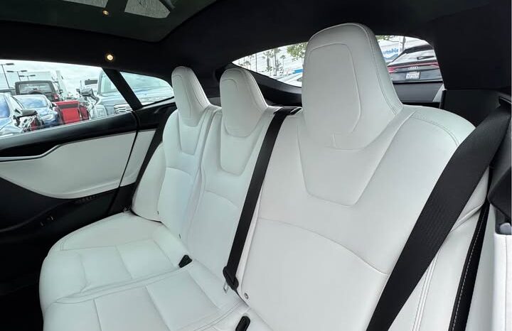 
								2020 Tesla model s Long Range Sedan 4D full									