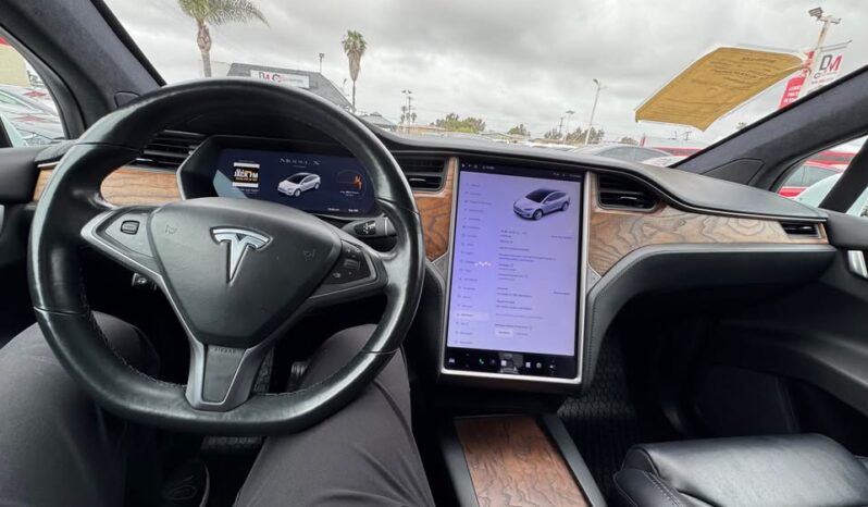 
								2020 Tesla model x Long Range Sport Utility 4D full									