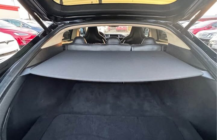 
								2014 Tesla model s 60 Sedan 4D full									