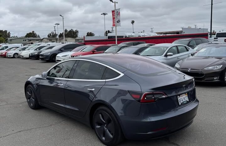 
								2018 Tesla Model 3 full									