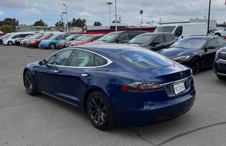 
								2020 Tesla model s Long Range Sedan 4D full									