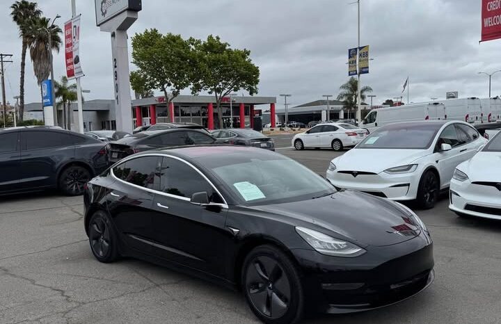 
								2018 Tesla Model 3 full									