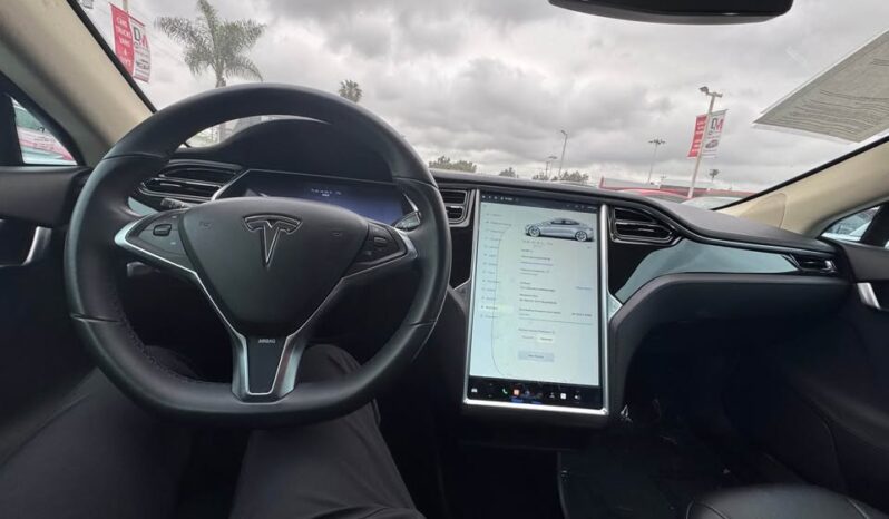 
								2013 Tesla model s 60 Sedan 4D full									
