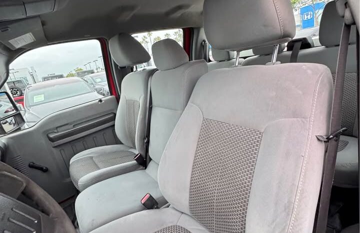 
								2011 Ford f250 super duty crew cab full									