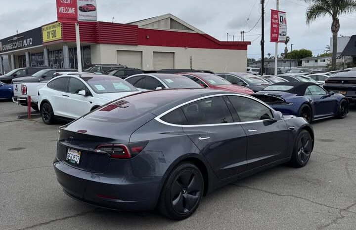 
								2018 Tesla Model 3 full									