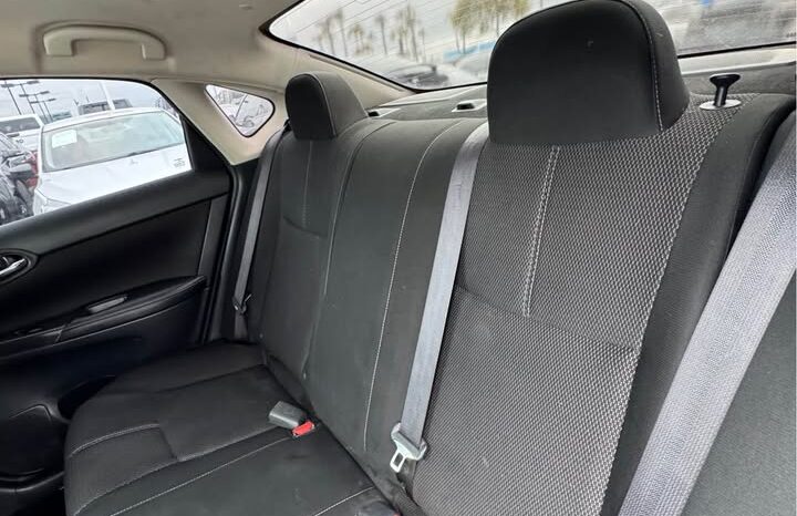 
								2018 Nissan sentra full									