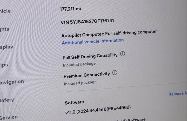 
								2016 Tesla model s 75D Sedan 4D full									