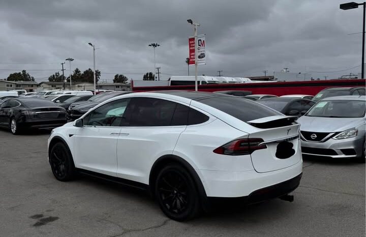 
								2020 Tesla model x Long Range Sport Utility 4D full									