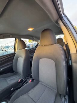 
										2018 Nissan versa SV Sedan 4D full									