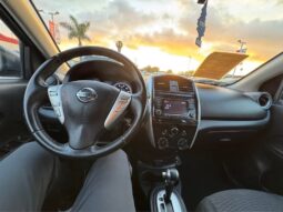 
										2018 Nissan versa SV Sedan 4D full									