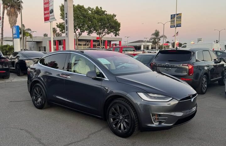 
								2019 Tesla model x Long Range Sport Utility 4D full									