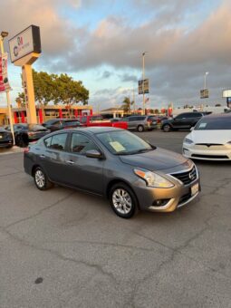 
										2018 Nissan versa SV Sedan 4D full									