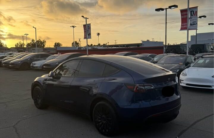 
								2022 Tesla model y Long Range Sport Utility 4D full									