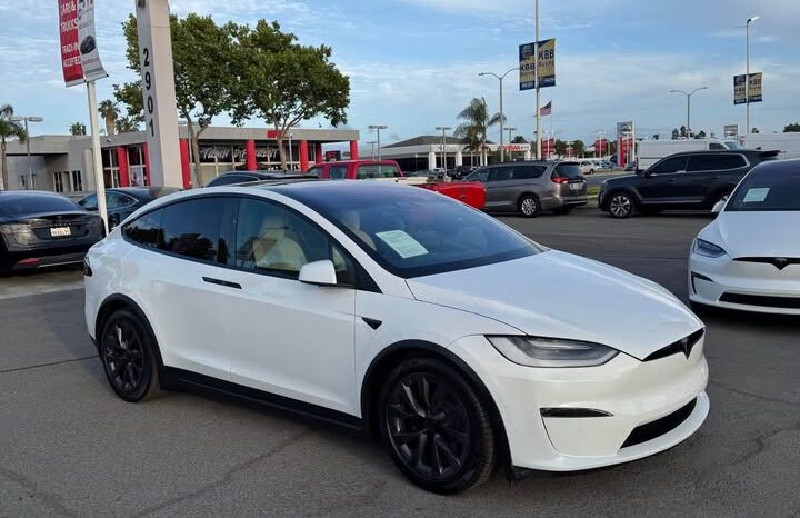 
								2021 Tesla model x Long Range Sport Utility 4D full									