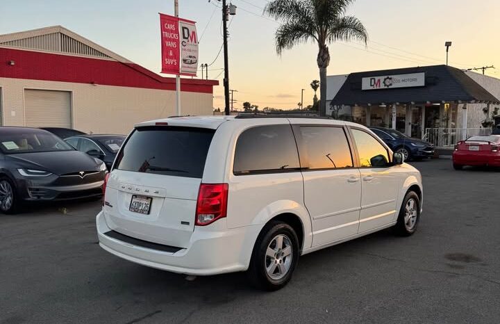 
								2012 Dodge caravan passenger SXT Minivan 4D full									