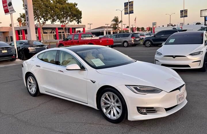 
								2017 Tesla model s 75 Sedan 4D full									