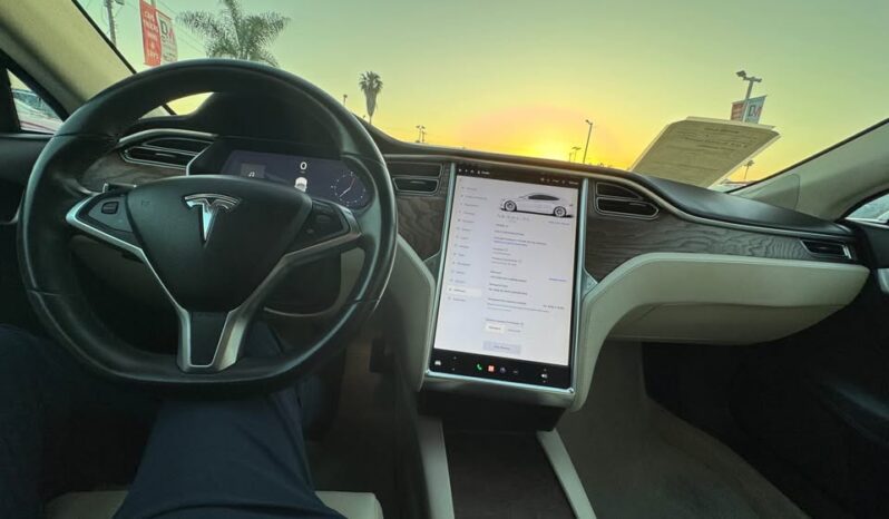 
								2017 Tesla model s 75 Sedan 4D full									