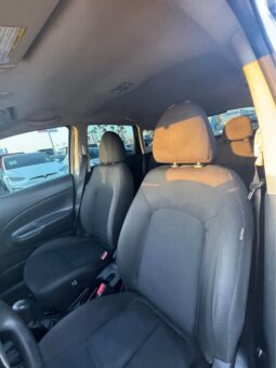 
										2015 Nissan versa note full									