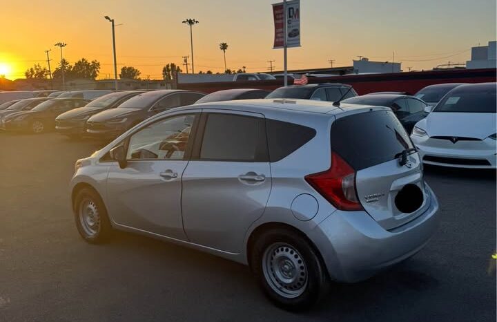 
								2015 Nissan versa note full									