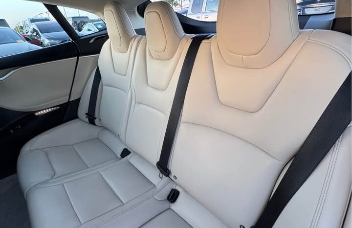 
								2017 Tesla model s 75 Sedan 4D full									