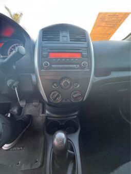 
										2015 Nissan versa note full									