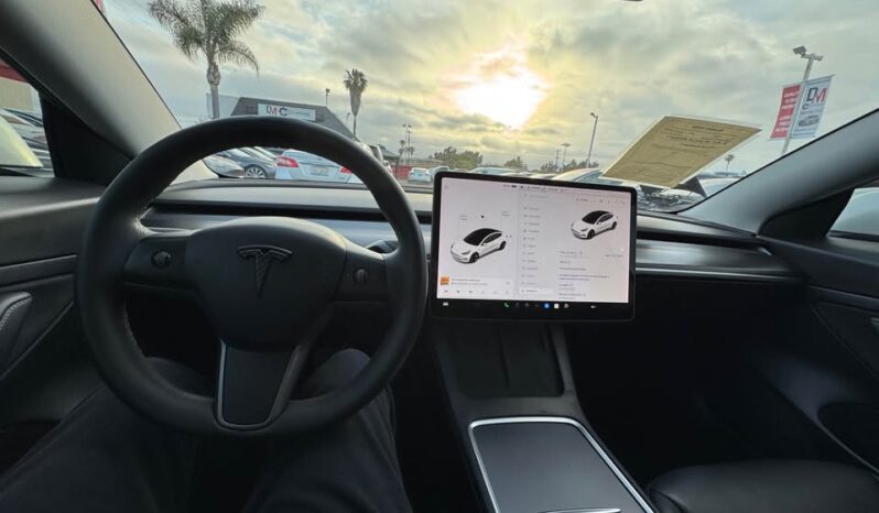 
								2021 Tesla model 3 Standard Range Plus Sedan 4D full									