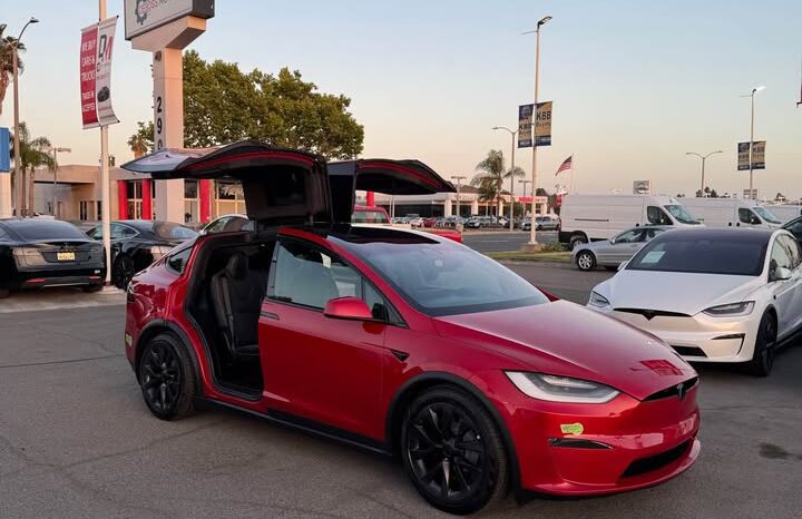 
								2023 Tesla model x Long Range Sport Utility 4D full									
