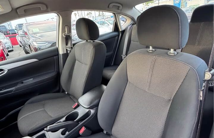 
								2014 Nissan sentra full									