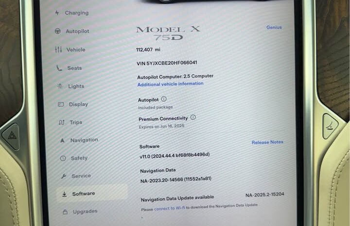 
								2017 Tesla model x 75D Sport Utility 4D full									