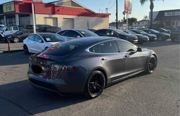 
								2015 Tesla model s 75D Sedan 4D full									