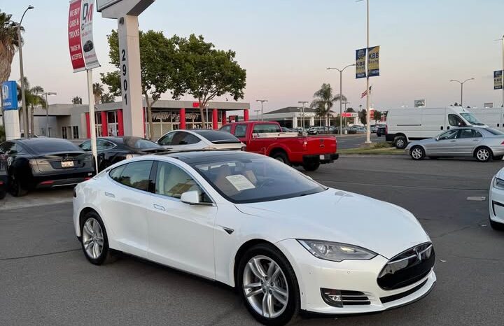 
								2014 Tesla model s 85 Sedan 4D full									