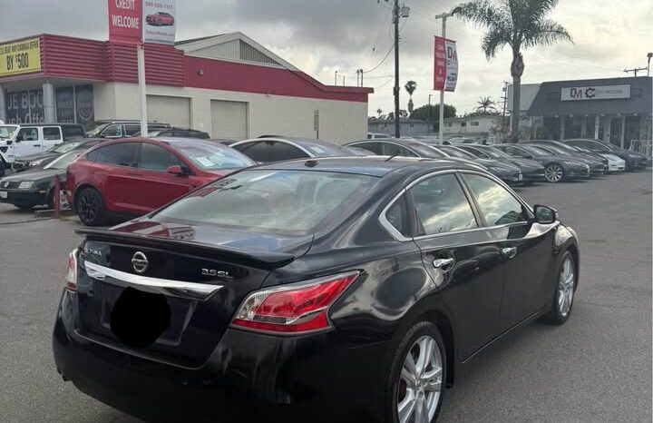 
								2014 Nissan altima 3.5 SL Sedan 4D full									