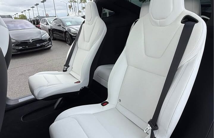 
								2022 Tesla model x Long Range Sport Utility 4D full									