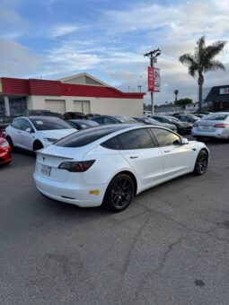 
										2021 Tesla model 3 Standard Range Plus Sedan 4D full									