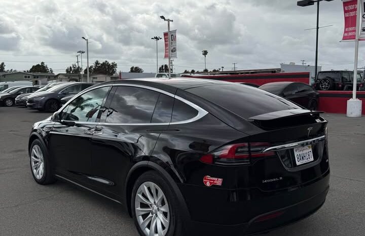 
								2017 Tesla model x 75D Sport Utility 4D full									