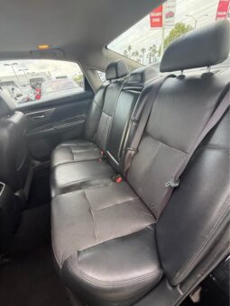 
										2014 Nissan altima 3.5 SL Sedan 4D full									
