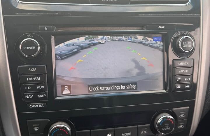 
								2014 Nissan altima 3.5 SL Sedan 4D full									