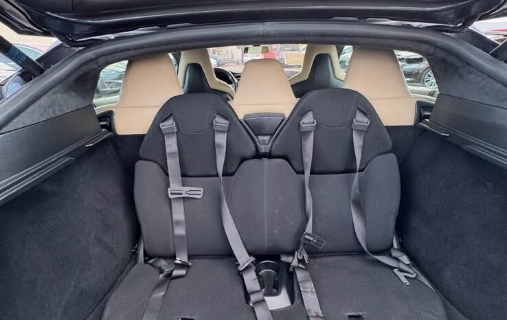 
								2014 Tesla model s P90D Sedan 4D full									