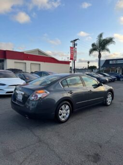 
										2011 Nissan altima full									