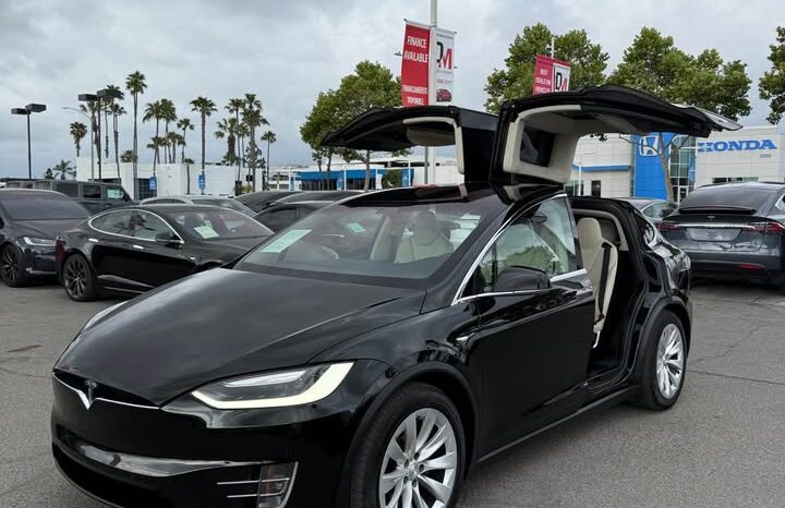 
								2017 Tesla model x 75D Sport Utility 4D full									