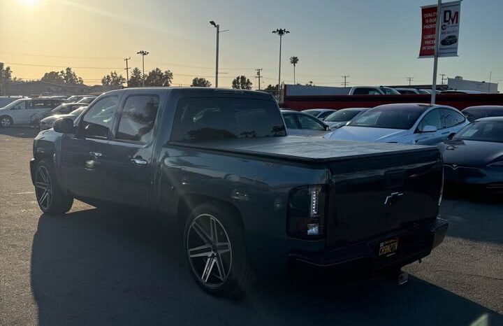 
								2011 Chevrolet silverado 1500 crew cab LT Pickup 4D 5 3/4 ft full									