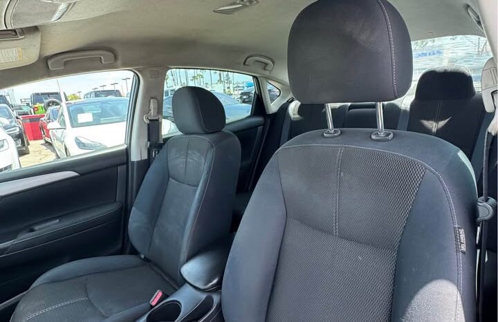 
								2015 Nissan sentra full									