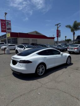 
										2014 Tesla model s 60 Sedan 4D full									