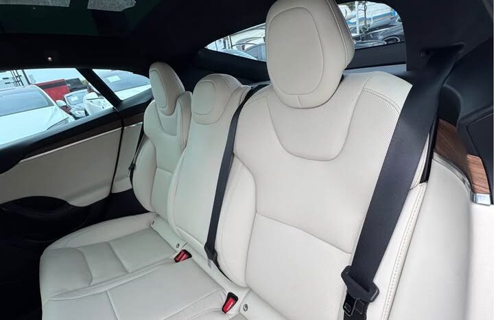 
								2022 Tesla model s Long Range Sedan 4D full									