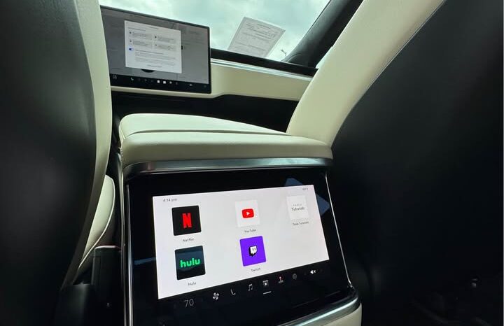 
								2022 Tesla model s Long Range Sedan 4D full									