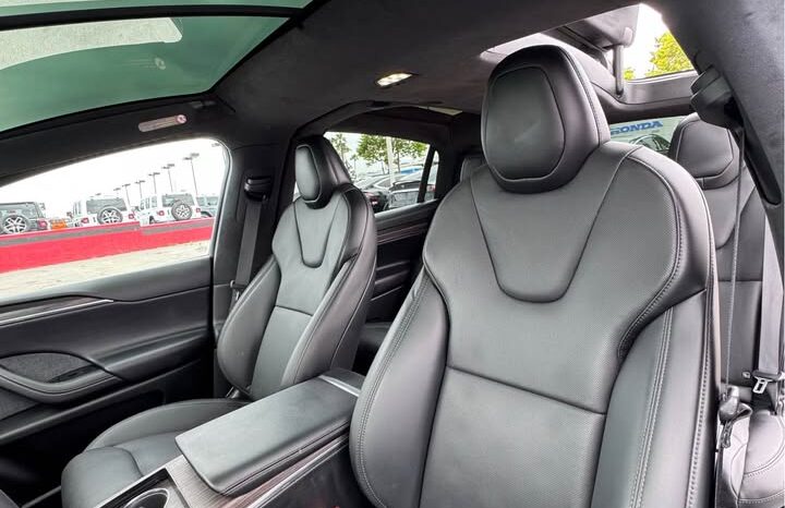 
								2022 Tesla model x Long Range Sport Utility 4D full									