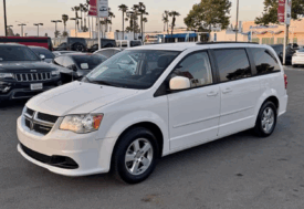 2012 Dodge caravan passenger SXT Minivan 4D