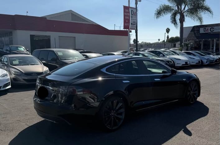 
								2014 Tesla model s 60 Sedan 4D full									