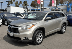 2014 Toyota highlander LE Plus