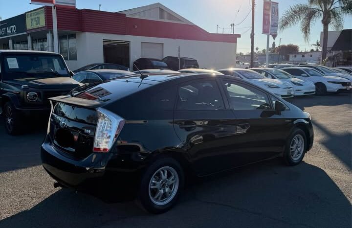 
								2010 Toyota prius full									